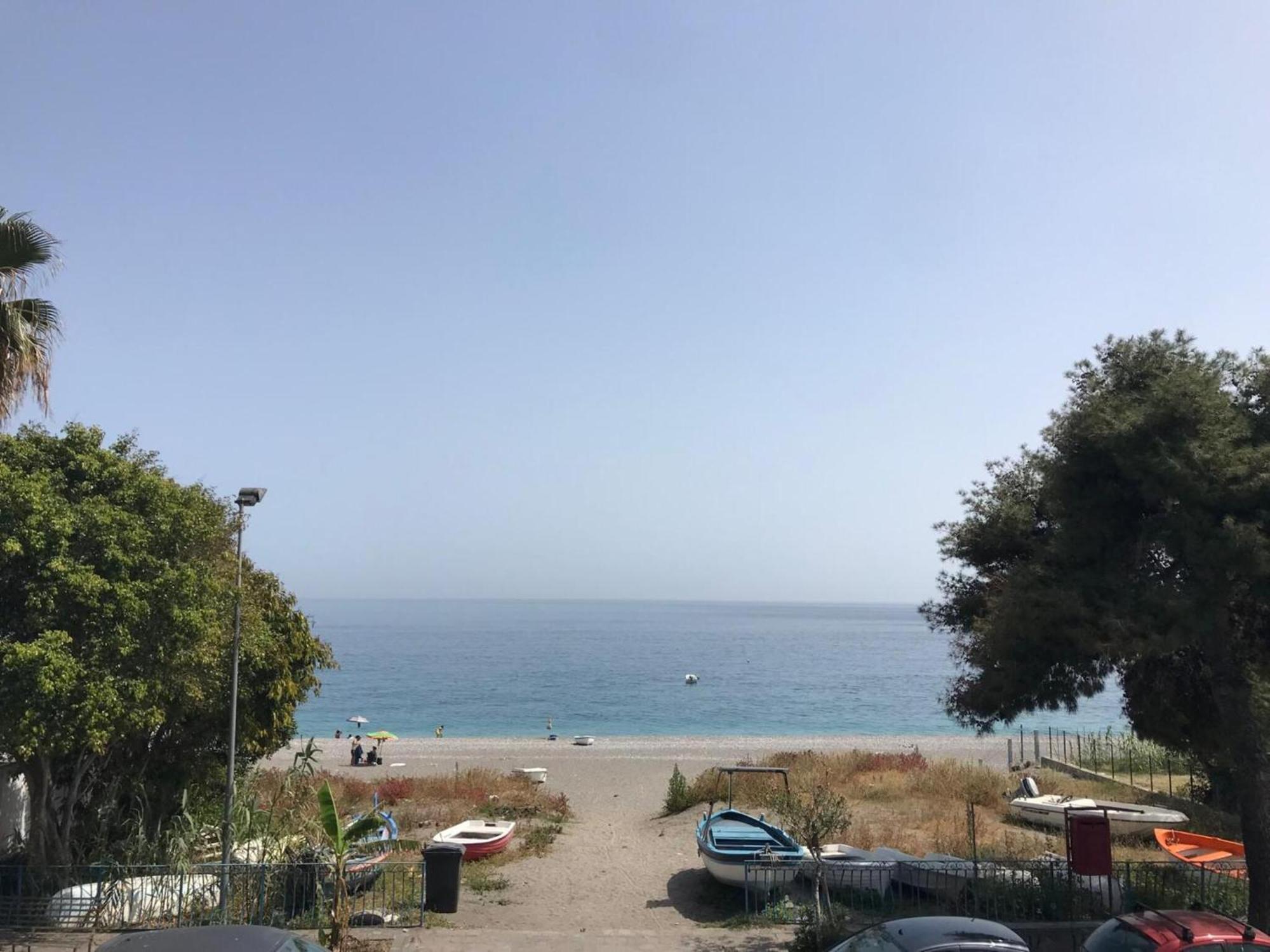 Taormina Beach Front - Mazzeo Ngoại thất bức ảnh
